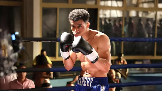 بوستر مسلسل بطل العالم